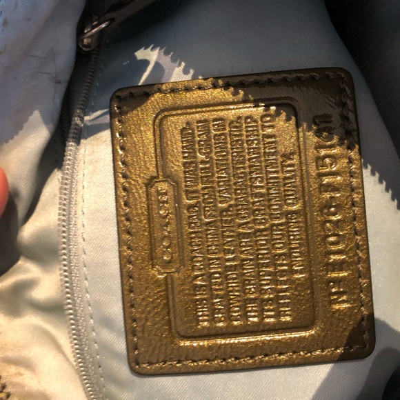 Coach Silver Bag - Picture 3 of 3